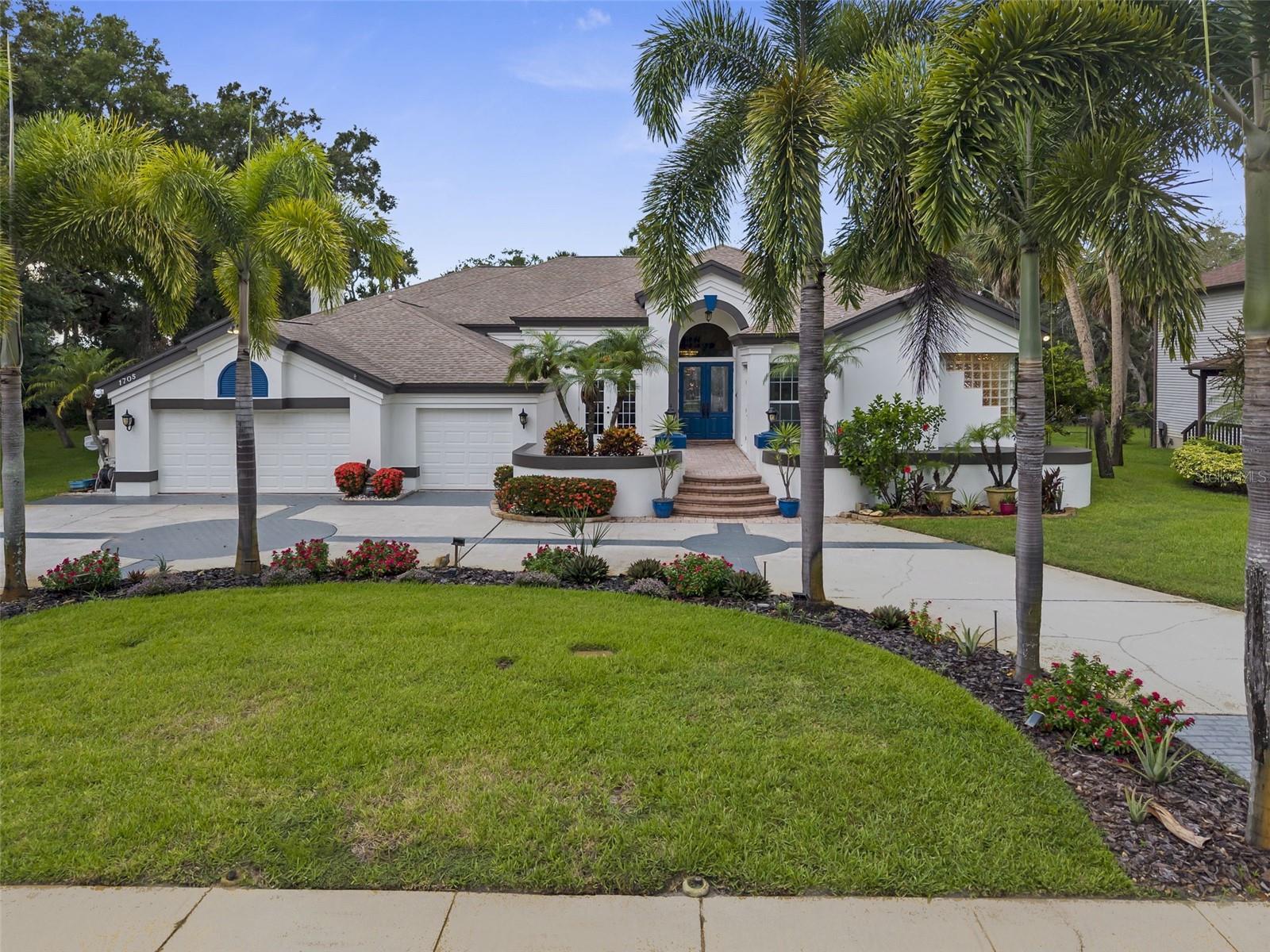 Tarpon Springs, Florida, 34689, United States, 4 Bedrooms Bedrooms, ,3 BathroomsBathrooms,Residential,Active,1900413