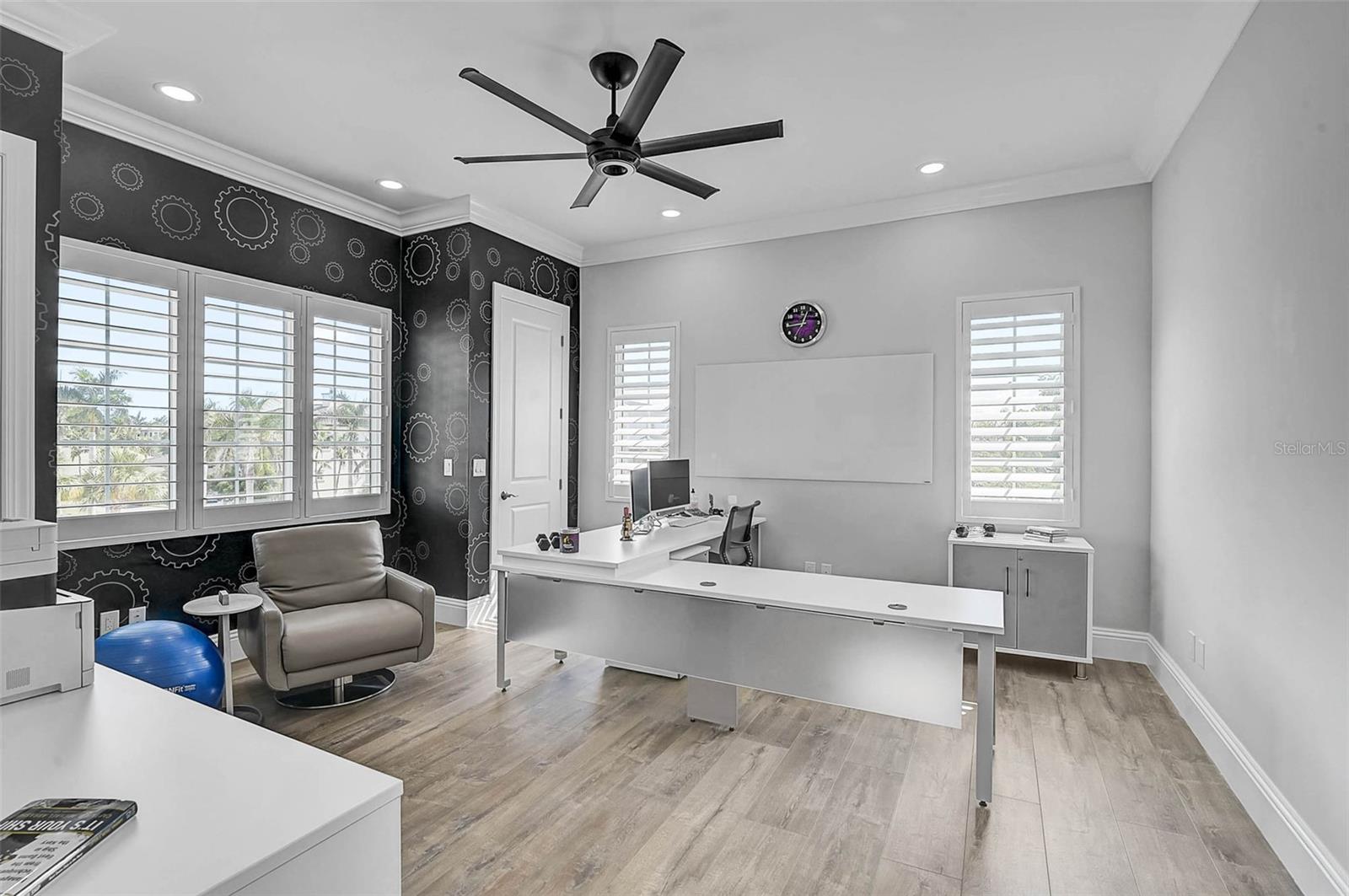 Sarasota, Florida, 34236, United States, 5 Bedrooms Bedrooms, ,6 BathroomsBathrooms,Residential,Active,1972132