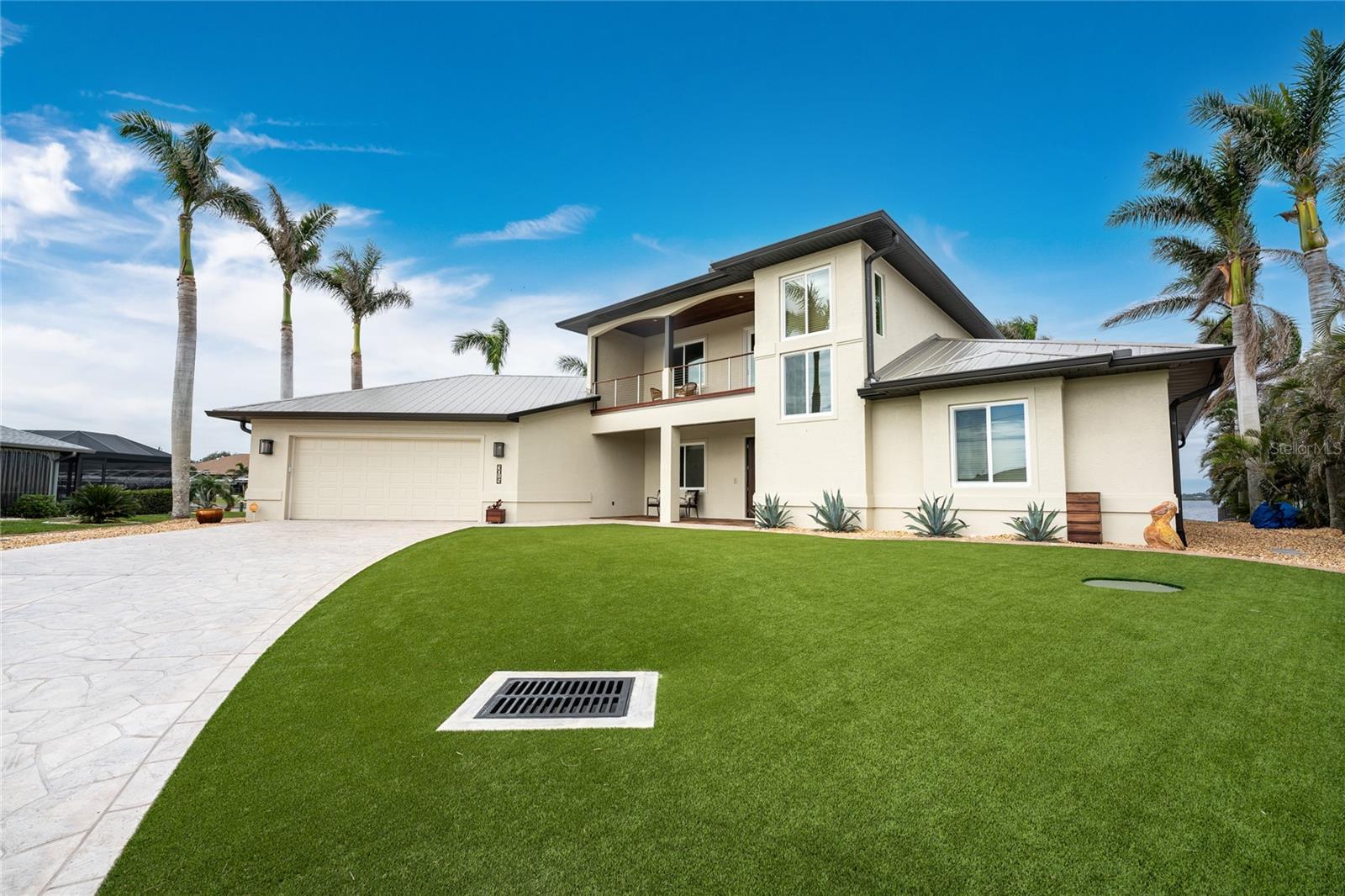 Port Charlotte, Florida, 33981, United States, 4 Bedrooms Bedrooms, ,3 BathroomsBathrooms,Residential,Active,1953371