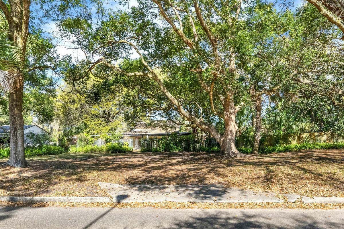 2313 LOCH LOMOND DR, WINTER PARK, FL 32792, photo 1 of 5