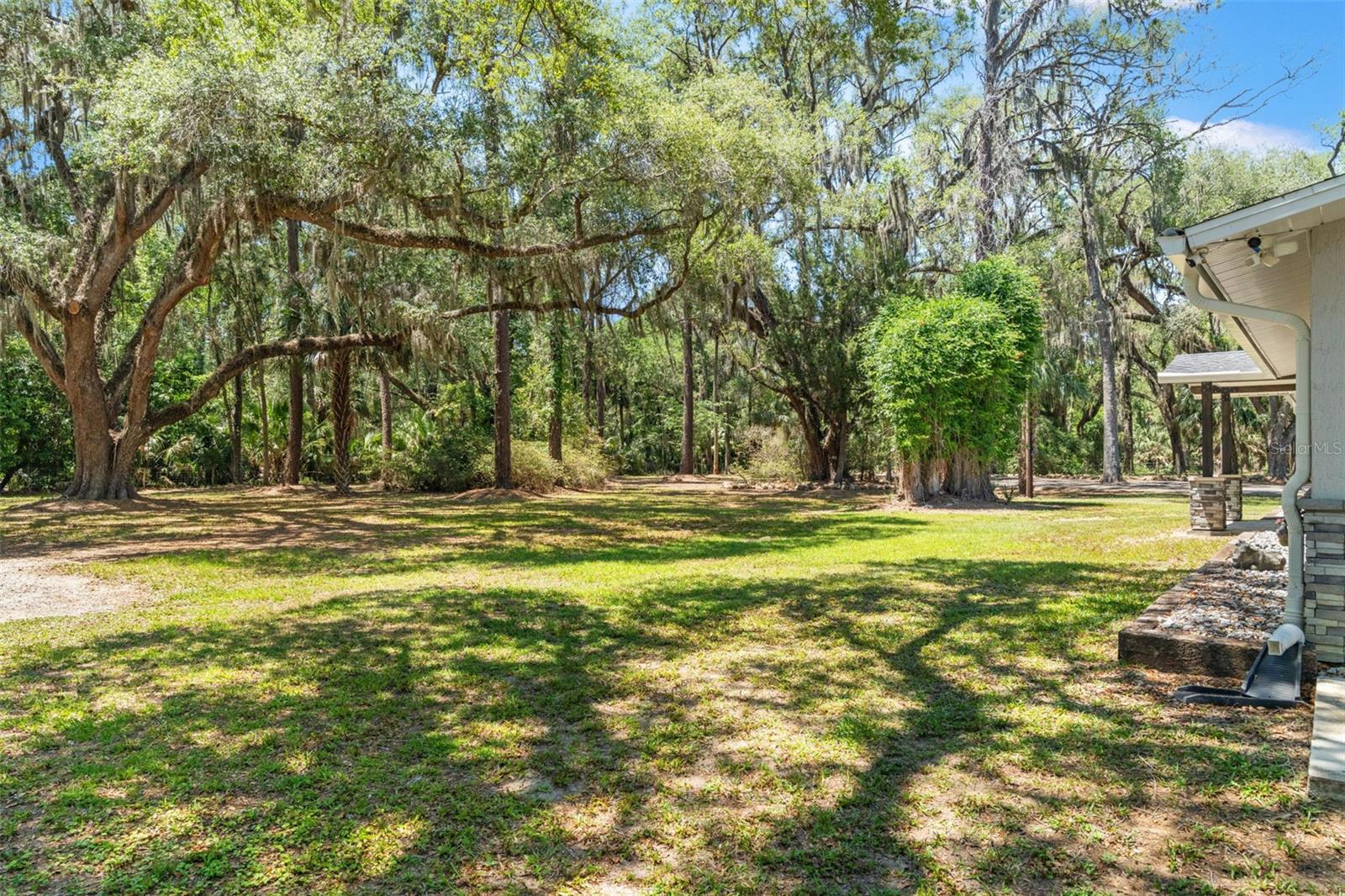Crystal River, Florida, 34428, United States, 3 Bedrooms Bedrooms, ,3 BathroomsBathrooms,Residential,Active,2045556