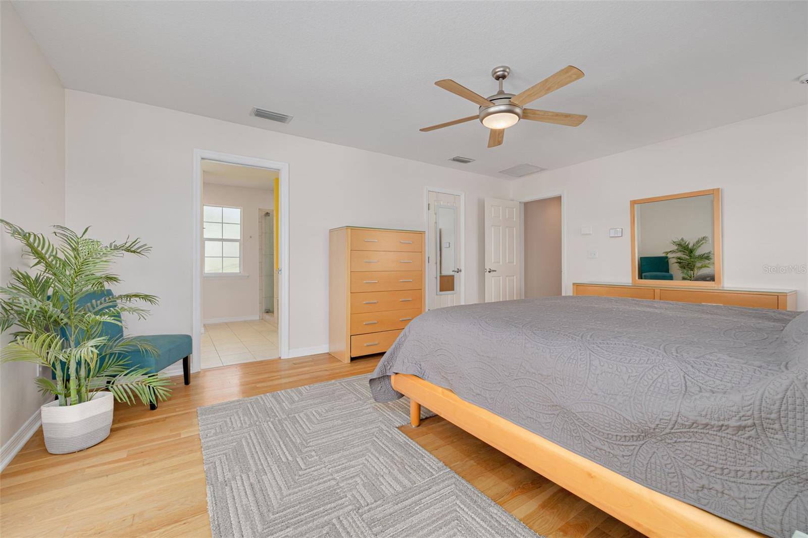 St Petersburg, Florida, 33704, United States, 4 Bedrooms Bedrooms, ,3 BathroomsBathrooms,Residential,Active,1968367