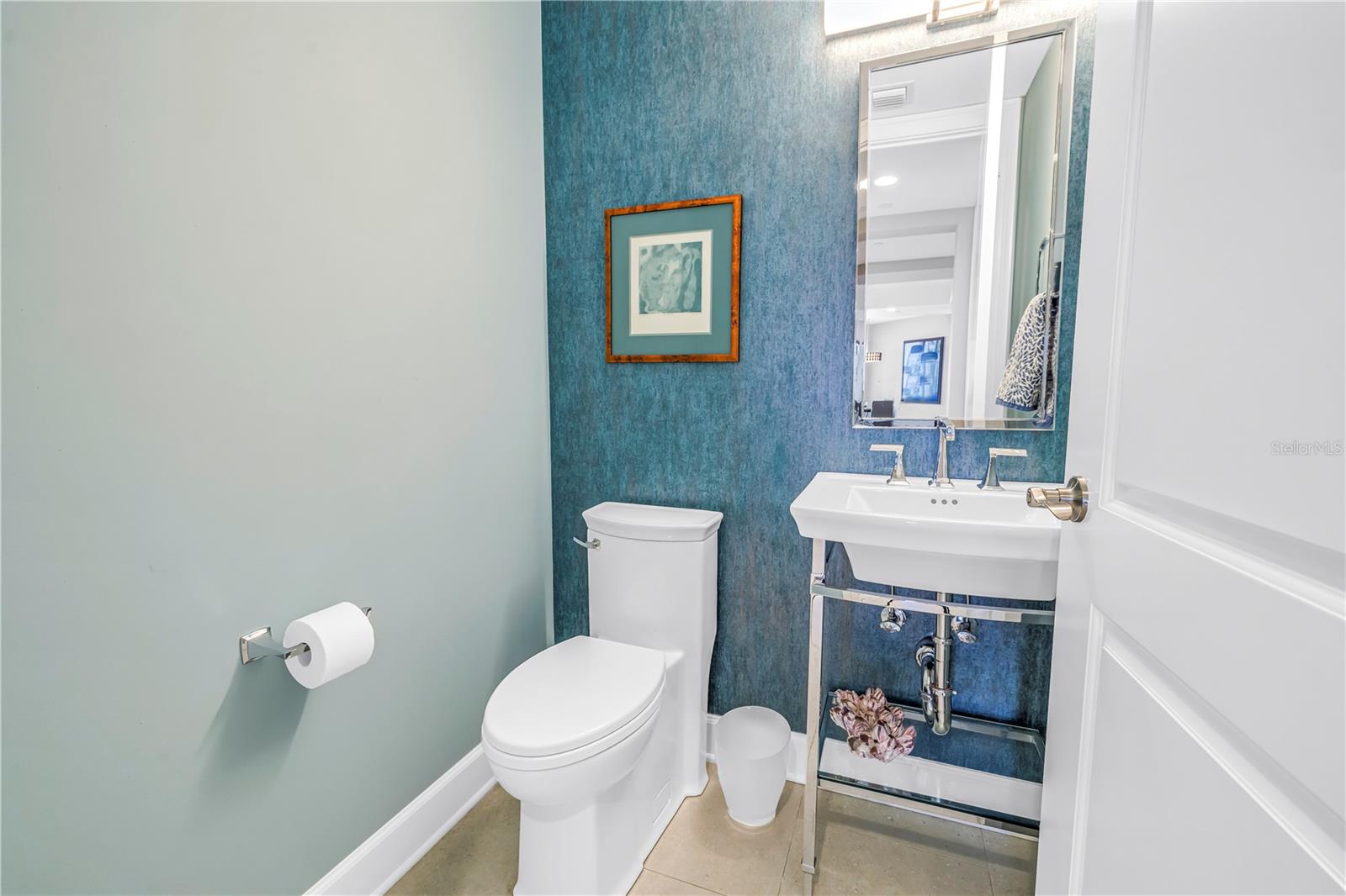 St Petersburg, Florida, 33701, United States, 2 Bedrooms Bedrooms, ,2 BathroomsBathrooms,Residential,Active,2012232