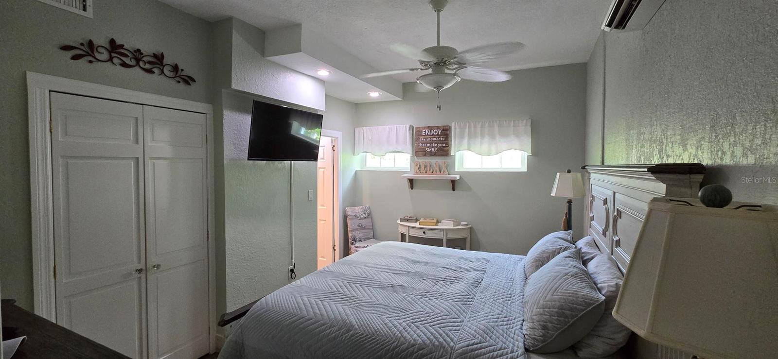 St Pete Beach, Florida, 33706, United States, 5 Bedrooms Bedrooms, ,5 BathroomsBathrooms,Residential,Active,1701960