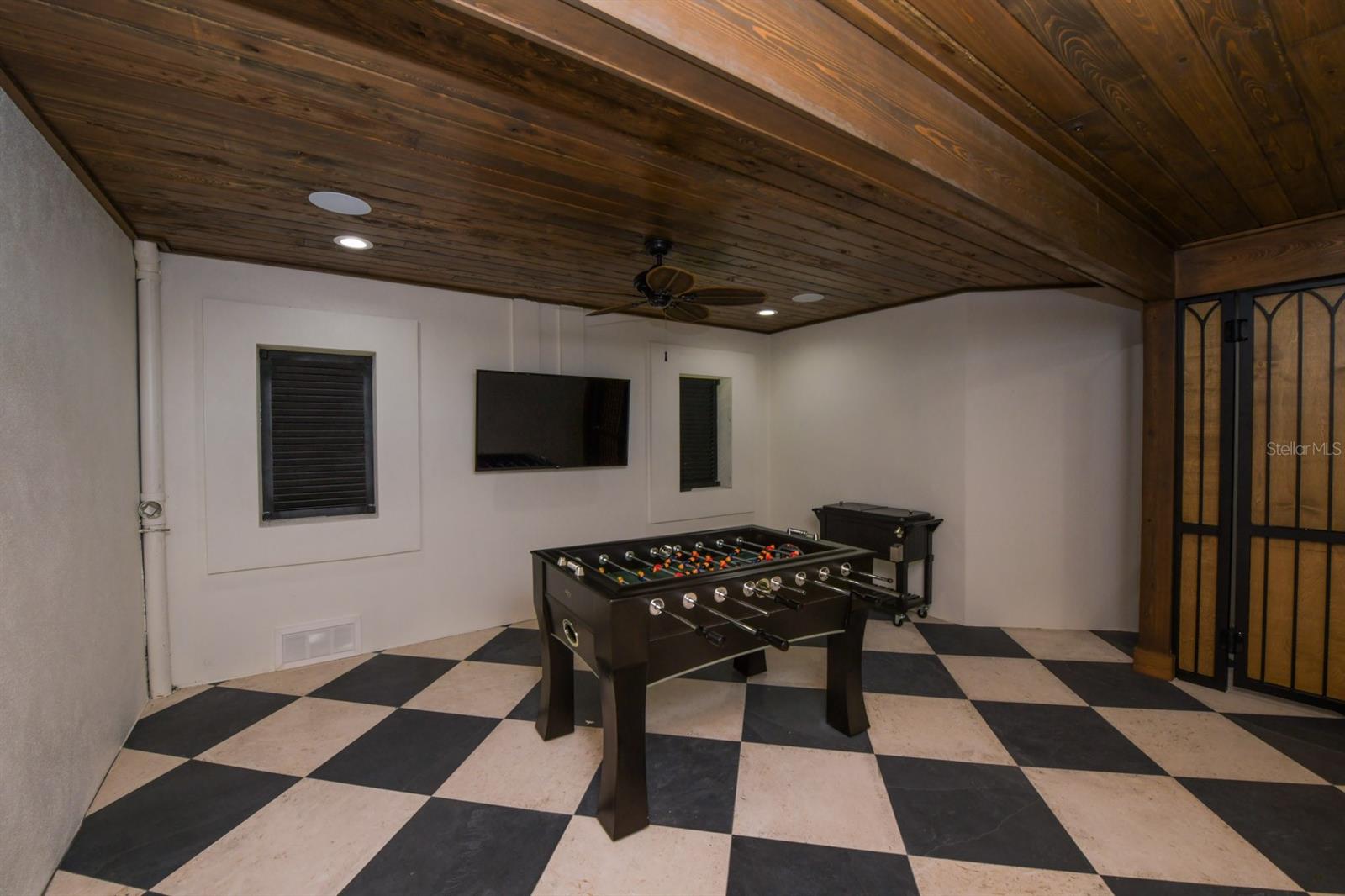 Sarasota, Florida, 34236, United States, 6 Bedrooms Bedrooms, ,6 BathroomsBathrooms,Residential,Active,1831859