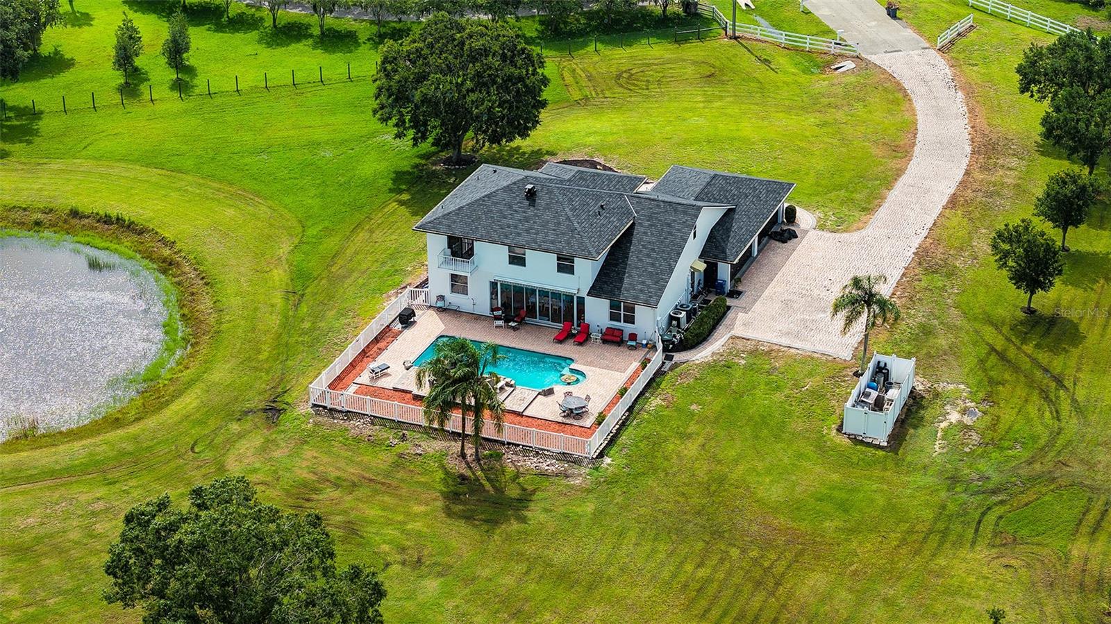 Sarasota, Florida, 34241, United States, 5 Bedrooms Bedrooms, ,4 BathroomsBathrooms,Residential,Active,1888985