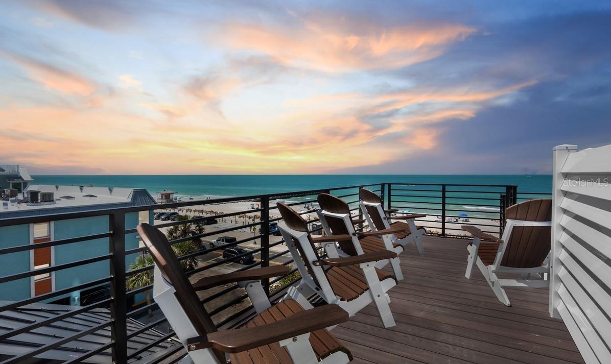Bradenton Beach, Florida, 34217, United States, 7 Bedrooms Bedrooms, ,8 BathroomsBathrooms,Residential,Active,1929473