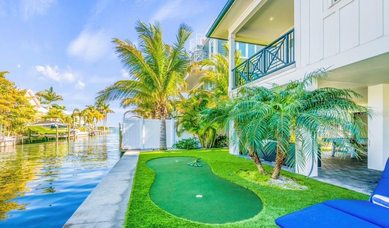 Bradenton Beach, Florida, 34217, United States, 7 Bedrooms Bedrooms, ,8 BathroomsBathrooms,Residential,Active,1988487