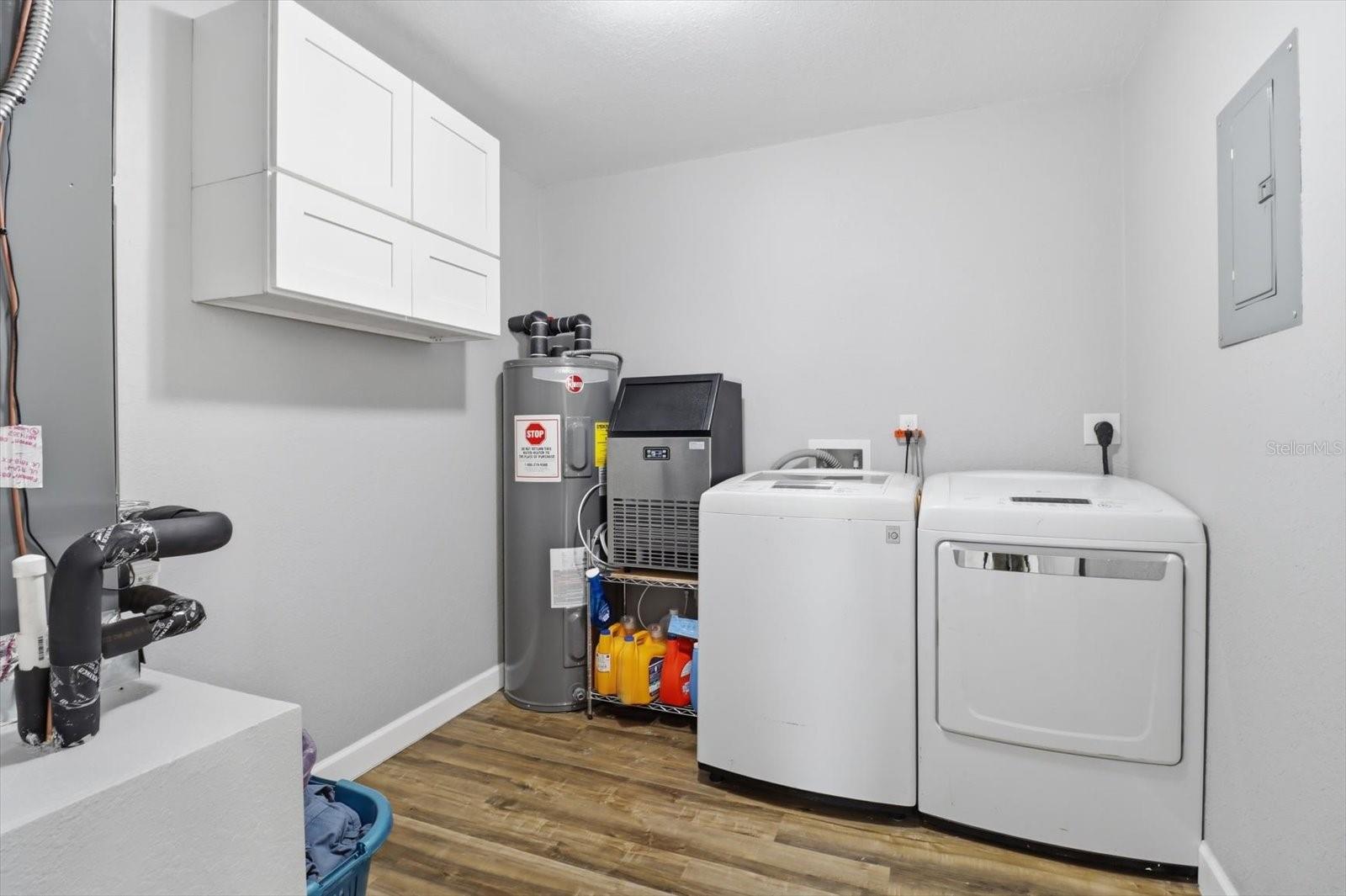 Dunnellon, Florida, 34433, United States, 3 Bedrooms Bedrooms, ,2 BathroomsBathrooms,Residential,Active,2052129