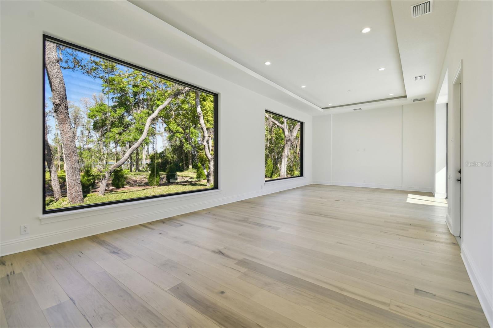 Lutz, Florida, 33549, United States, 4 Bedrooms Bedrooms, ,5 BathroomsBathrooms,Residential,Active,2035686