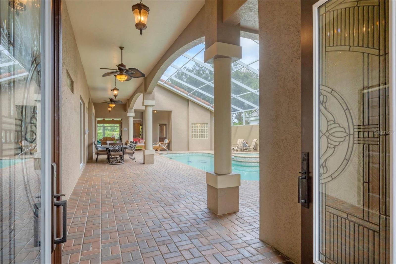 Sarasota, Florida, 34240, United States, 3 Bedrooms Bedrooms, ,3 BathroomsBathrooms,Residential,Active,1871617