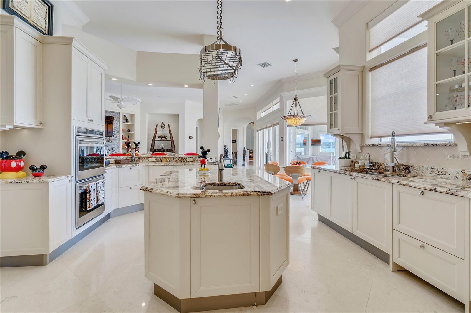 Orlando, Florida, 32836, United States, 6 Bedrooms Bedrooms, ,8 BathroomsBathrooms,Residential,Active,1988458