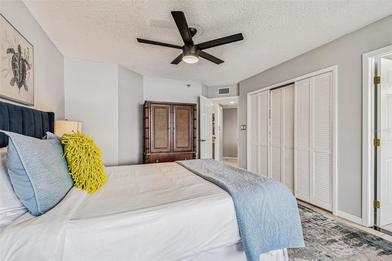 Clearwater Beach, Florida, 33767, United States, 2 Bedrooms Bedrooms, ,3 BathroomsBathrooms,Residential,Active,1919072