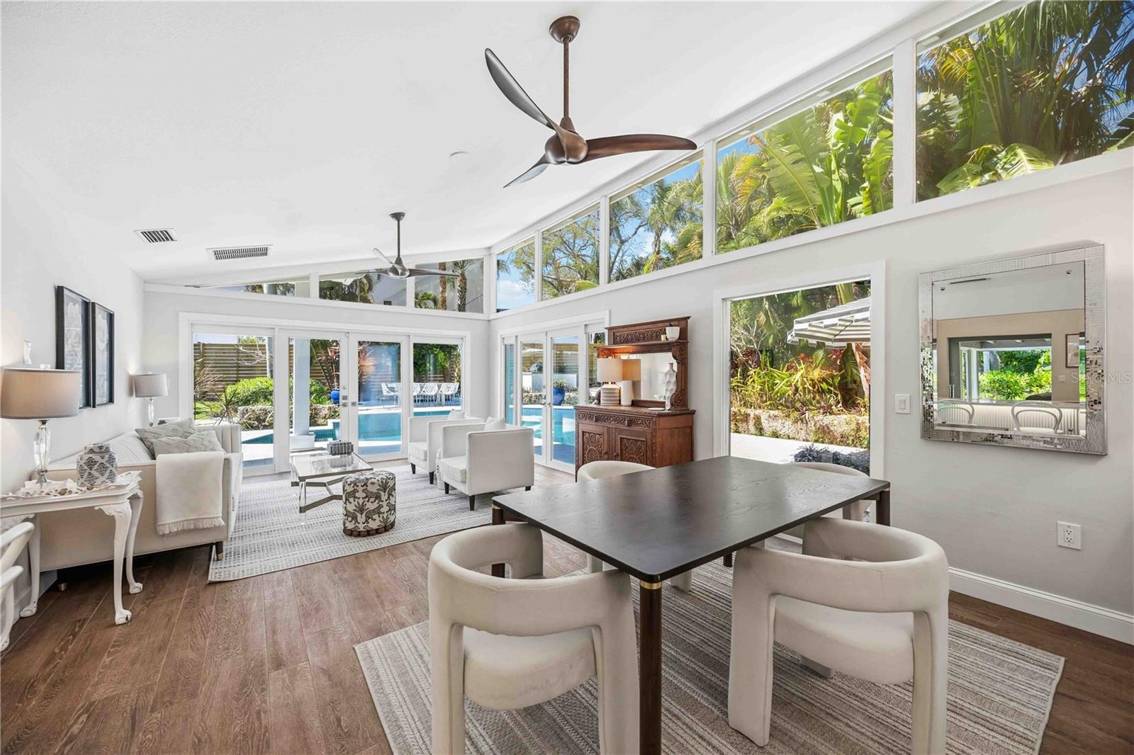 Sarasota, Florida, 34231, United States, 4 Bedrooms Bedrooms, ,4 BathroomsBathrooms,Residential,Active,2025612