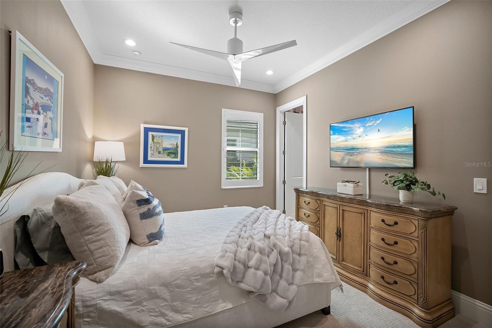 Bradenton, Florida, 34202, United States, 3 Bedrooms Bedrooms, ,4 BathroomsBathrooms,Residential,Active,1987272