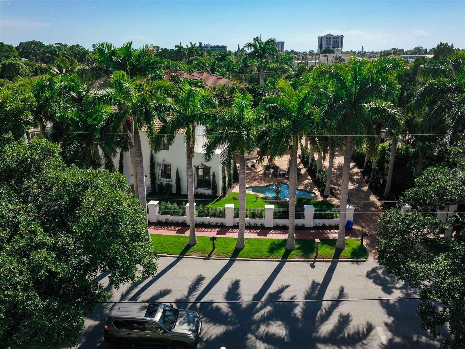 Sarasota, Florida, 34236, United States, 4 Bedrooms Bedrooms, ,4 BathroomsBathrooms,Residential,Active,2045025