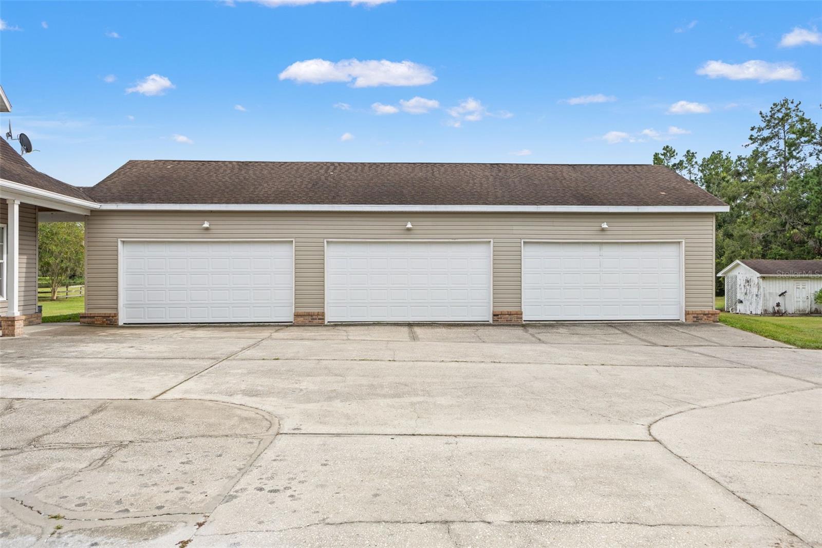 Brooksville, Florida, 34602, United States, 4 Bedrooms Bedrooms, ,6 BathroomsBathrooms,Residential,Active,1919396