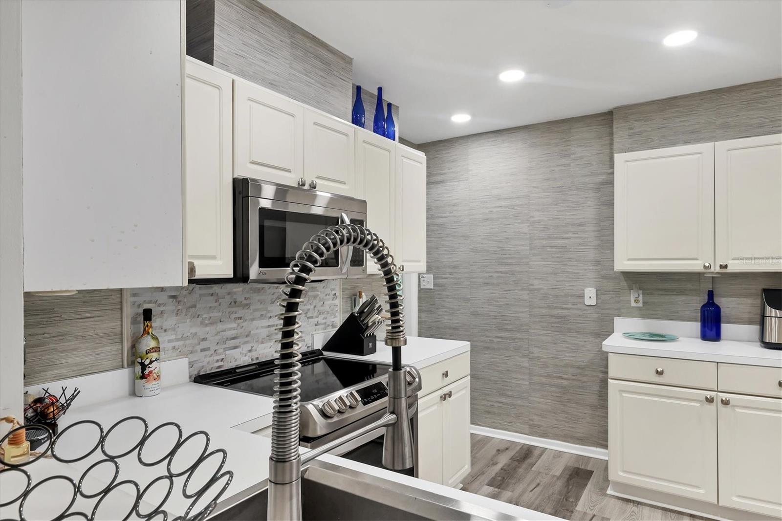 Sarasota, Florida, 34231, United States, 3 Bedrooms Bedrooms, ,2 BathroomsBathrooms,Residential,Active,2010584