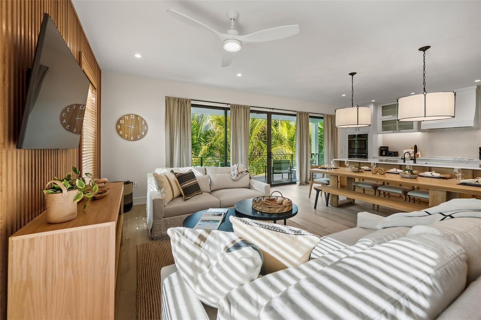 Anna Maria, Florida, 34216, United States, 5 Bedrooms Bedrooms, ,5 BathroomsBathrooms,Residential,Active,2043279