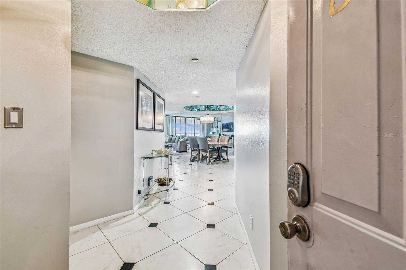 Clearwater Beach, Florida, 33767, United States, 2 Bedrooms Bedrooms, ,3 BathroomsBathrooms,Residential,Active,1919072