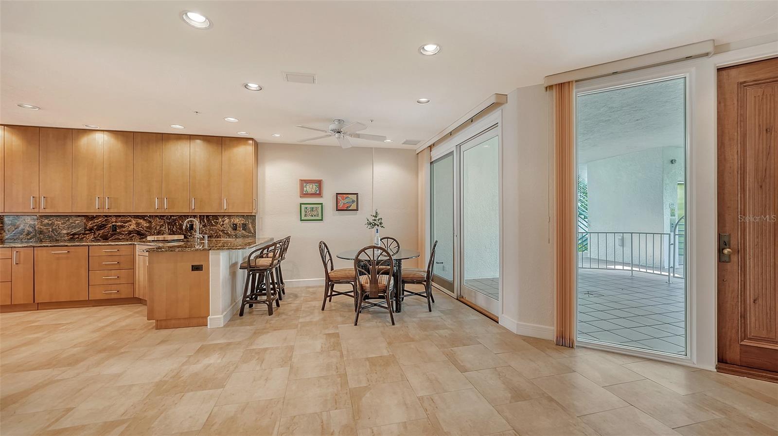 Longboat Key, Florida, 34228, United States, 3 Bedrooms Bedrooms, ,3 BathroomsBathrooms,Residential,Active,1992251