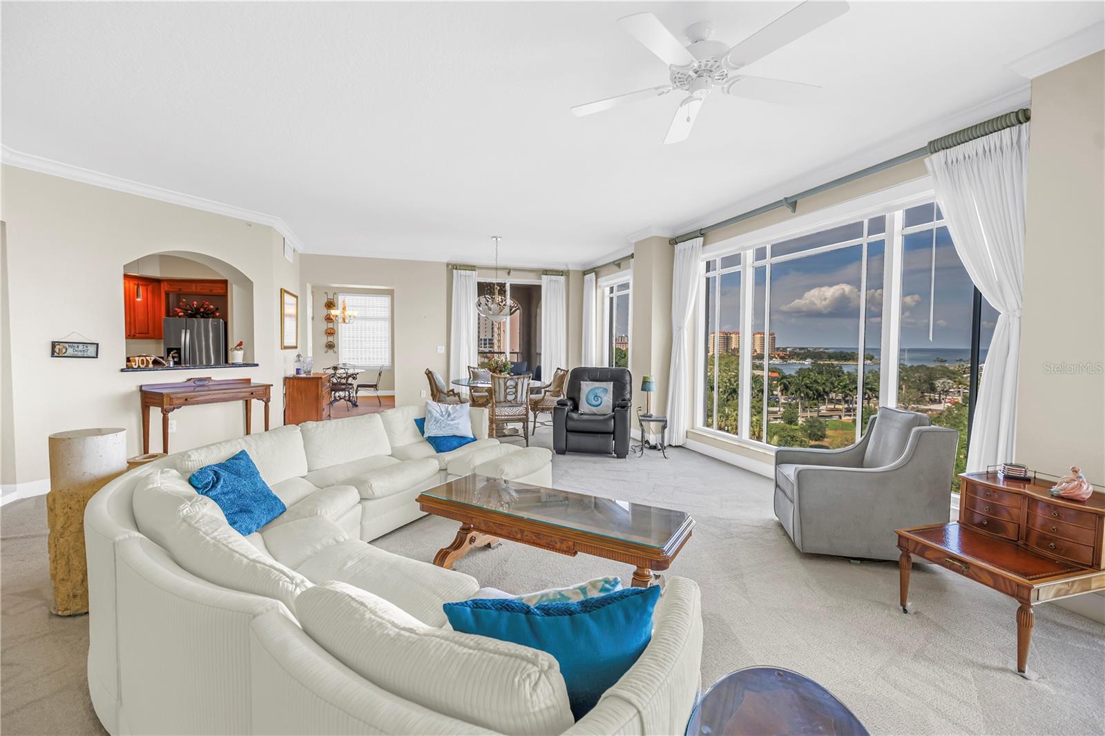 St Petersburg, Florida, 33701, United States, 3 Bedrooms Bedrooms, ,3 BathroomsBathrooms,Residential,Active,2045043