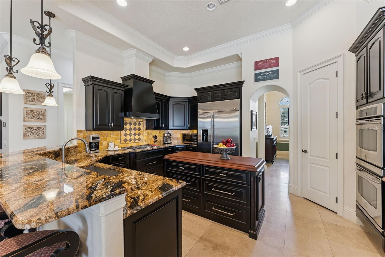 Windermere, Florida, 34786, United States, 5 Bedrooms Bedrooms, ,4 BathroomsBathrooms,Residential,Pending,2052045