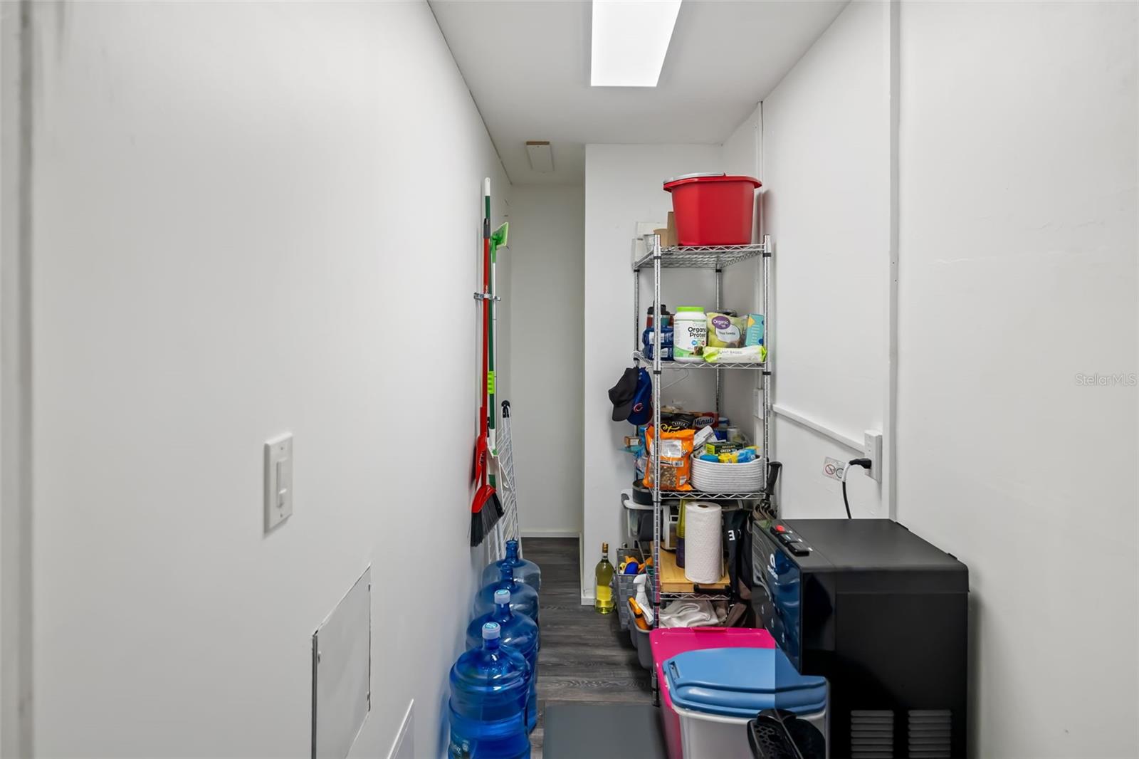 Bradenton, Florida, 34210, United States, 3 Bedrooms Bedrooms, ,3 BathroomsBathrooms,Residential,Active,1993663