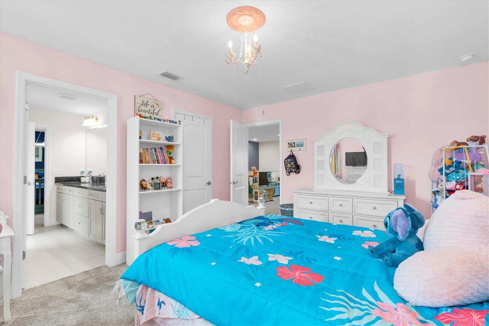 Odessa, Florida, 33556, United States, 5 Bedrooms Bedrooms, ,4 BathroomsBathrooms,Residential,Active,2045800