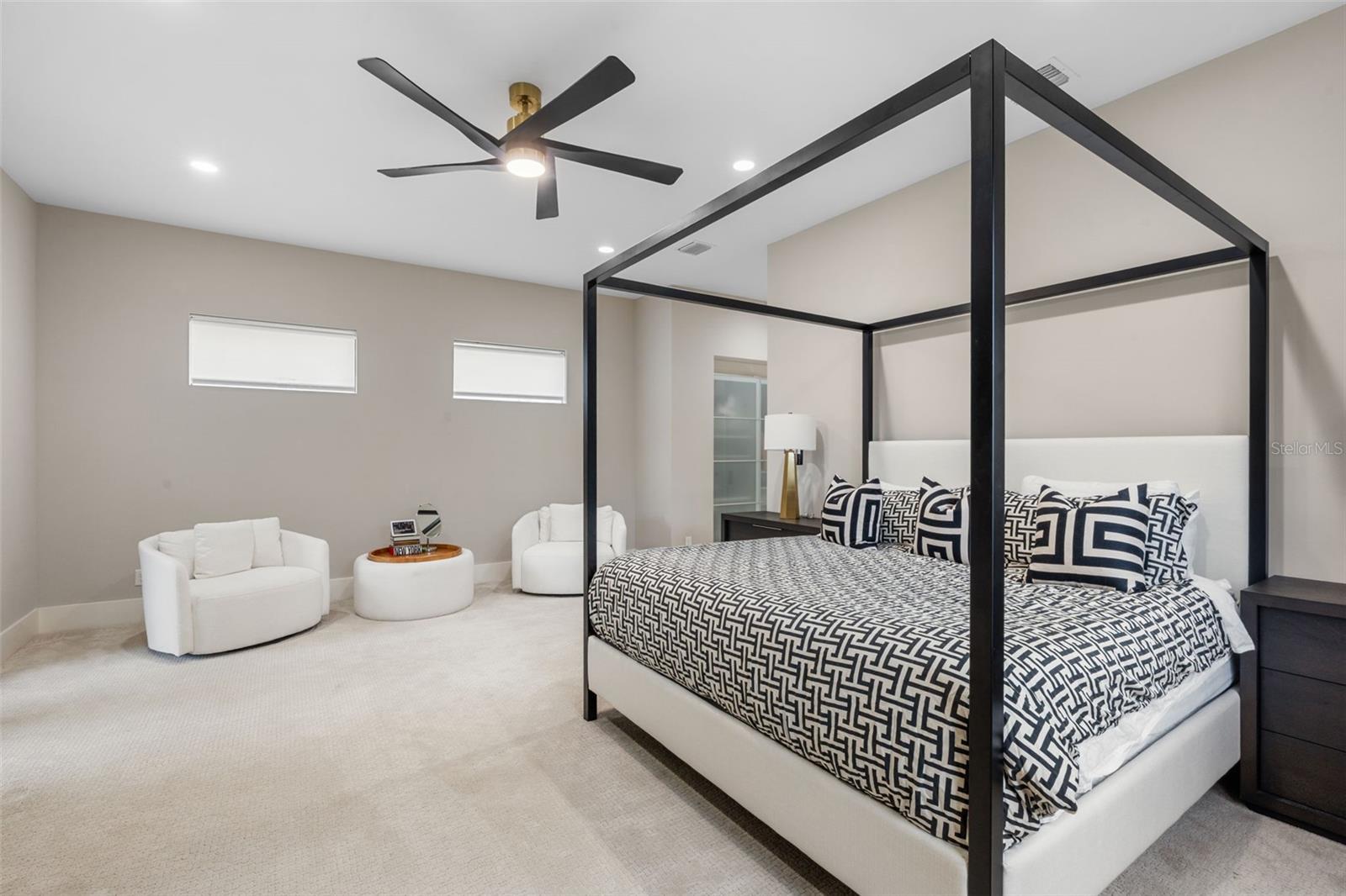 Winter Park, Florida, 32789, United States, 3 Bedrooms Bedrooms, ,4 BathroomsBathrooms,Residential,Active,1884859