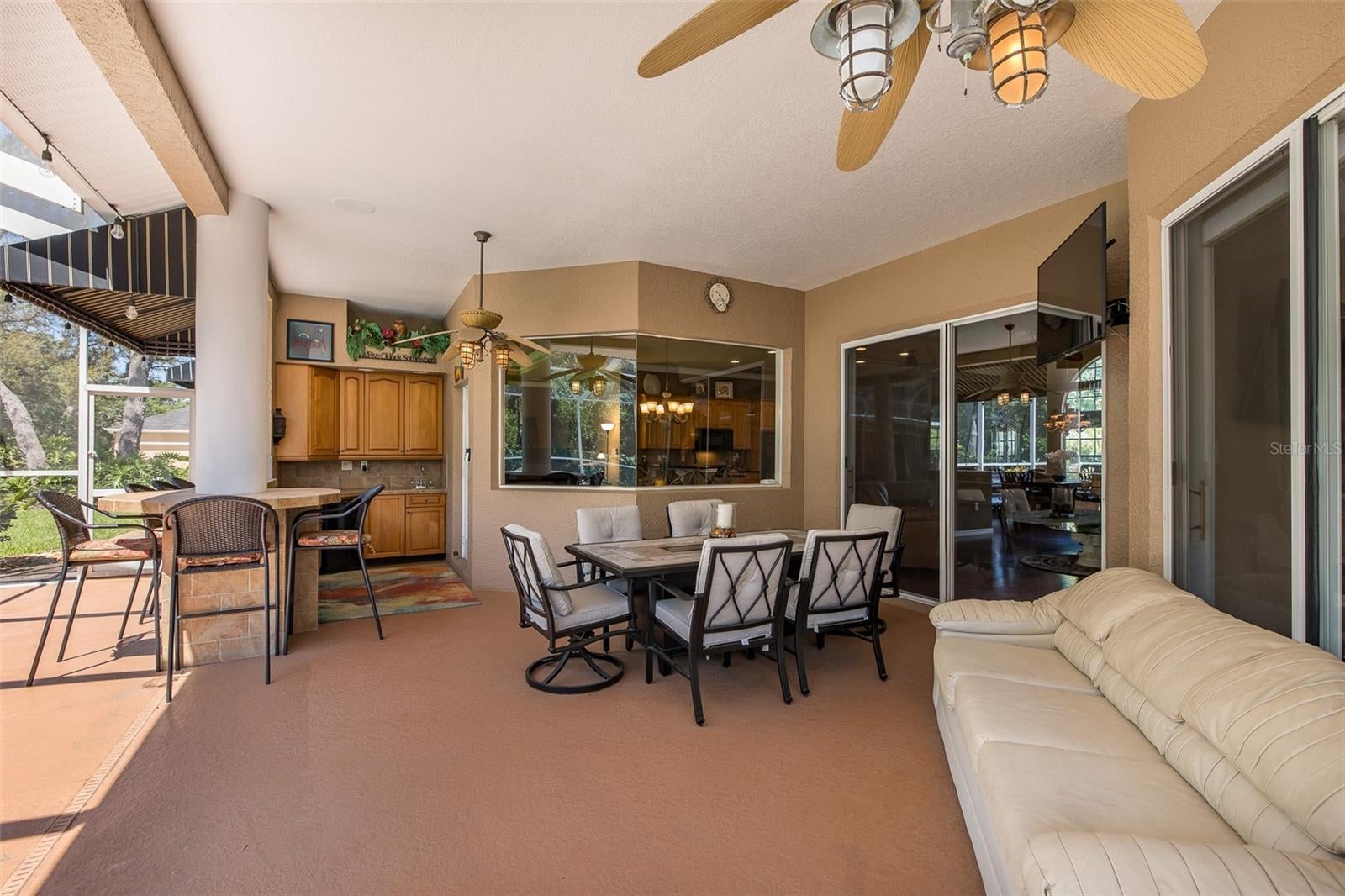 New Port Richey, Florida, 34655, United States, 4 Bedrooms Bedrooms, ,4 BathroomsBathrooms,Residential,Active,2011414