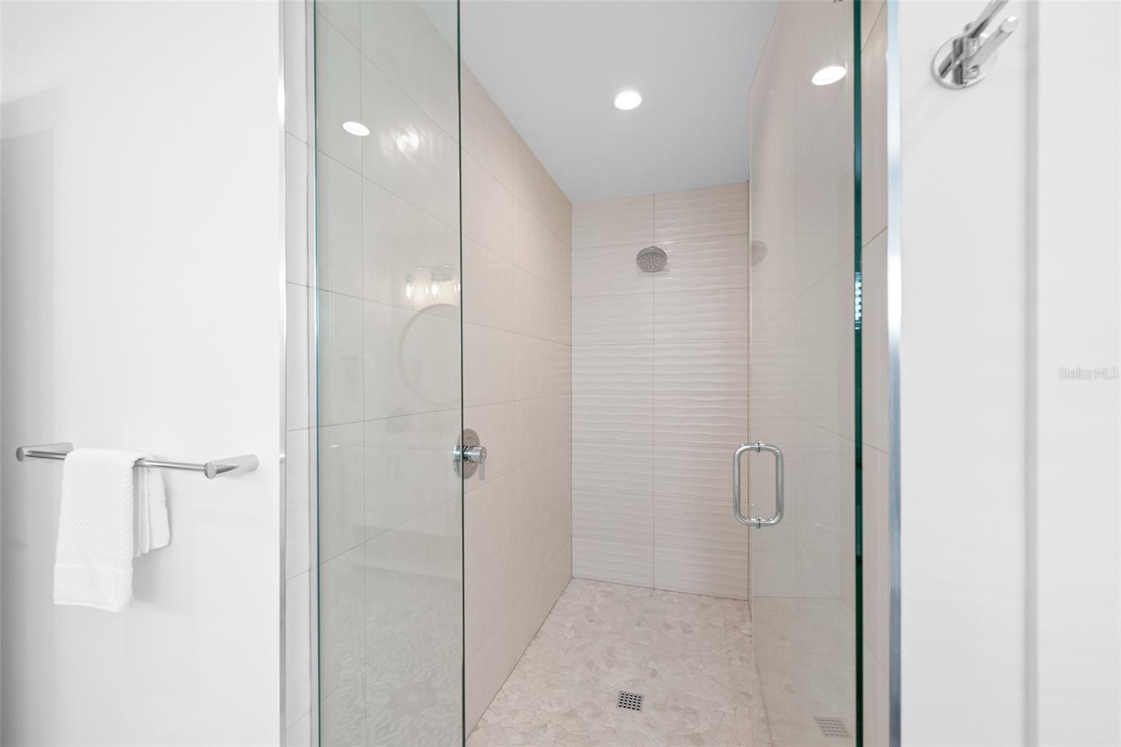 Sarasota, Florida, 34236, United States, 8 Bedrooms Bedrooms, ,10 BathroomsBathrooms,Residential,Active,2006955