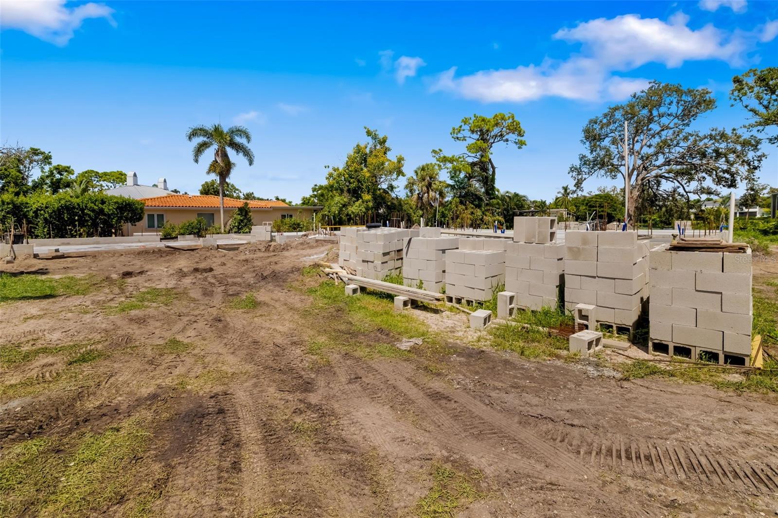 Sarasota, Florida, 34231, United States, 4 Bedrooms Bedrooms, ,5 BathroomsBathrooms,Residential,Active,1711559