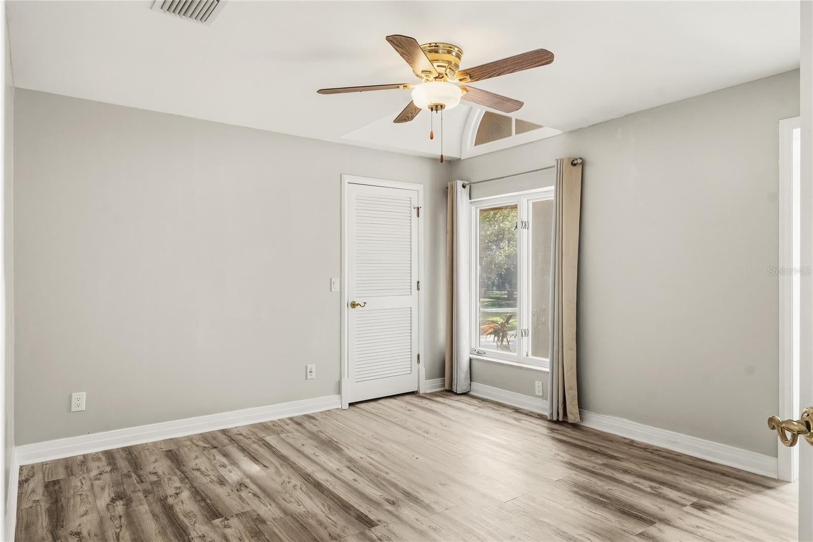 Longwood, Florida, 32779, United States, 4 Bedrooms Bedrooms, ,6 BathroomsBathrooms,Residential,Active,2006962