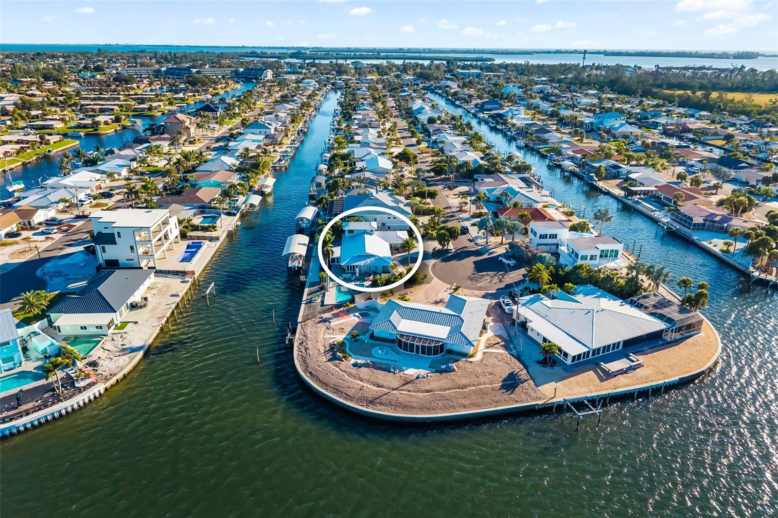 Bradenton, Florida, 34210, United States, 3 Bedrooms Bedrooms, ,3 BathroomsBathrooms,Residential,Active,1993663