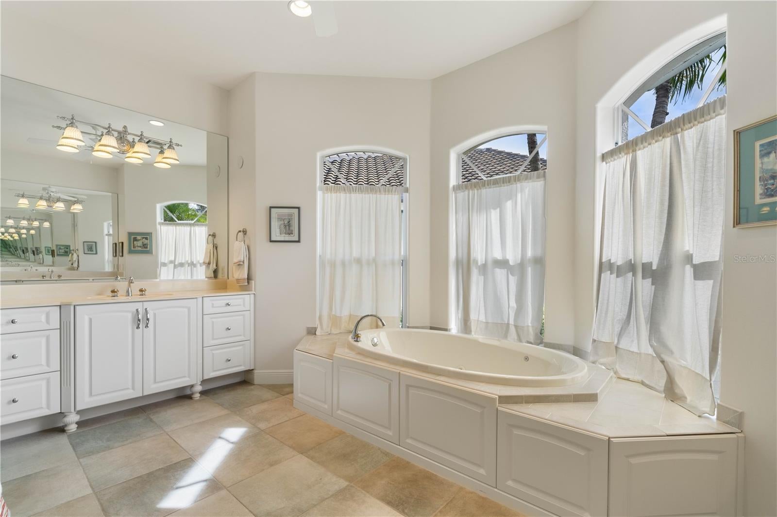 Punta Gorda, Florida, 33950, United States, 5 Bedrooms Bedrooms, ,4 BathroomsBathrooms,Residential,Active,2006902