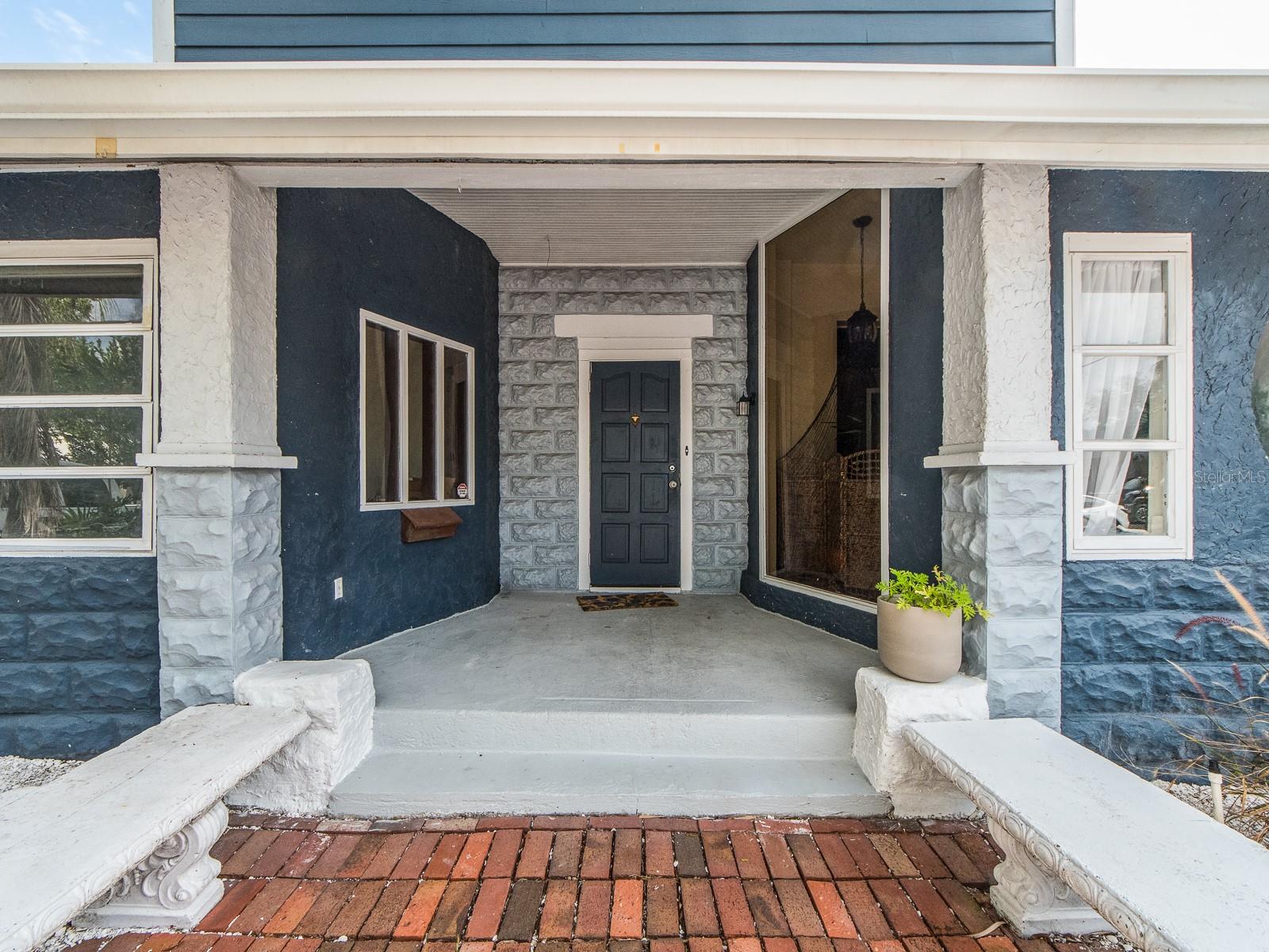 St Petersburg, Florida, 33705, United States, 6 Bedrooms Bedrooms, ,4 BathroomsBathrooms,Residential,Active,1986869