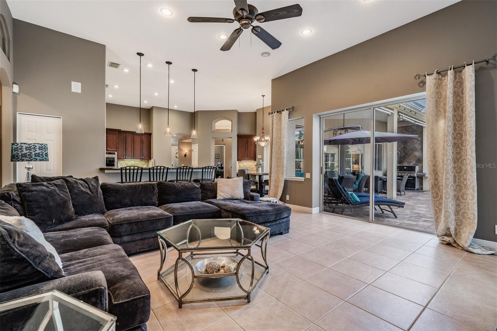 Palm Harbor, Florida, 34685, United States, ,4 BathroomsBathrooms,Residential,Active,1810371