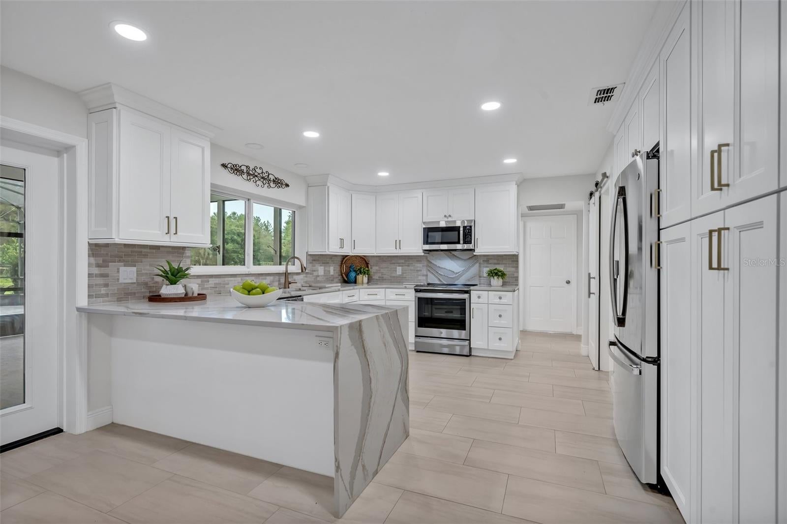 Geneva, Florida, 32732, United States, ,4 BathroomsBathrooms,Residential,Active,1701775