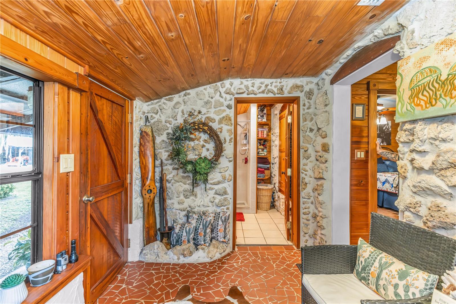 Crystal River, Florida, 34428, United States, 6 Bedrooms Bedrooms, ,5 BathroomsBathrooms,Residential,Active,1945058
