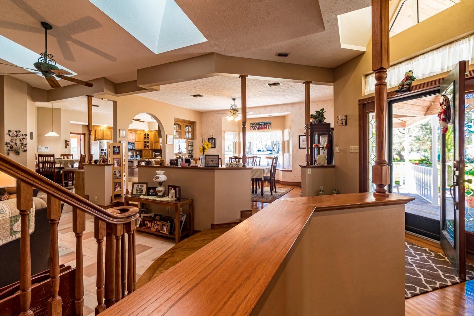 New Port Richey, Florida, 34654, United States, 4 Bedrooms Bedrooms, ,5 BathroomsBathrooms,Residential,Active,1963410