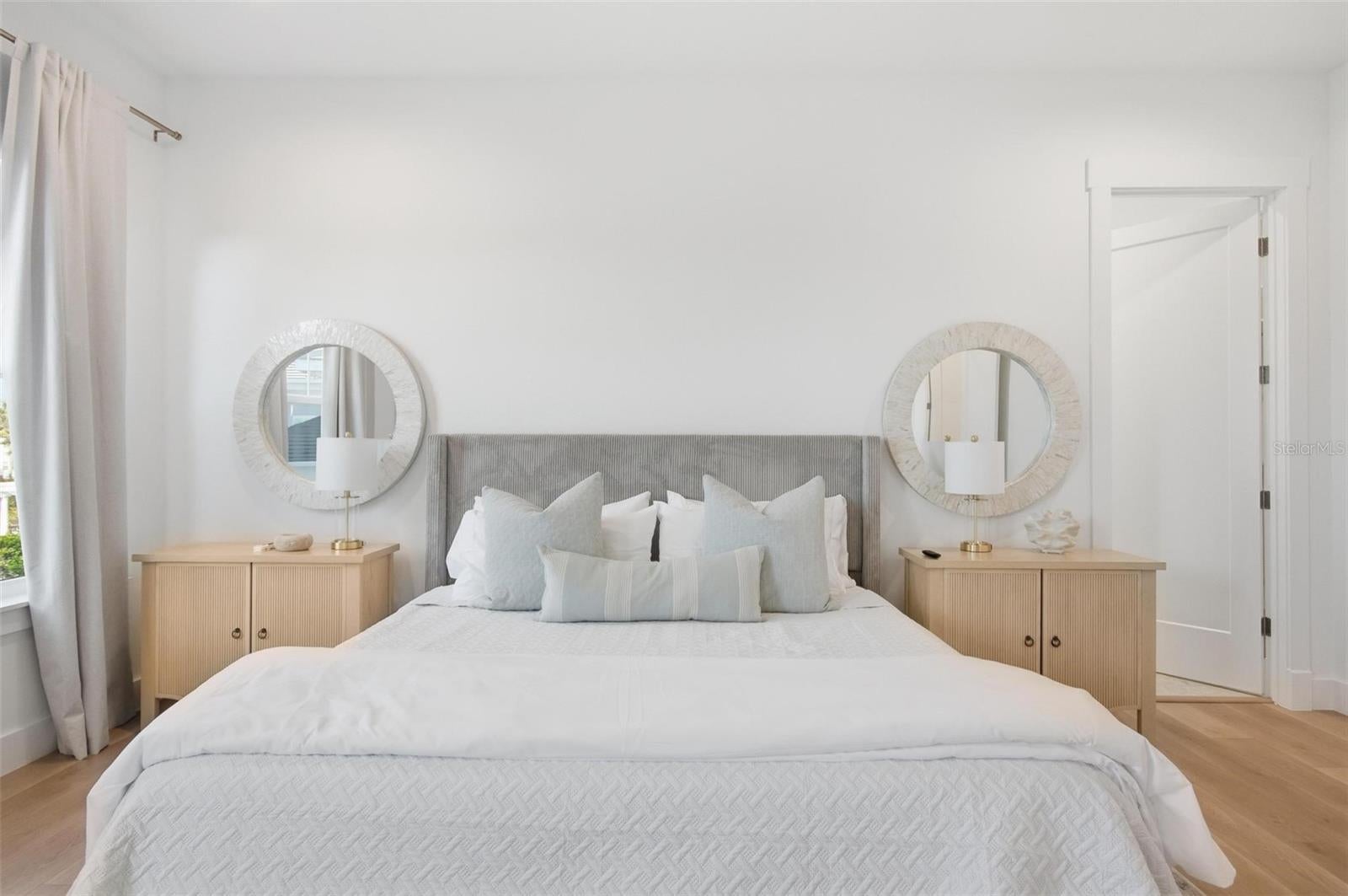 Palm Coast, Florida, 32137, United States, 5 Bedrooms Bedrooms, ,5 BathroomsBathrooms,Residential,Active,2006858