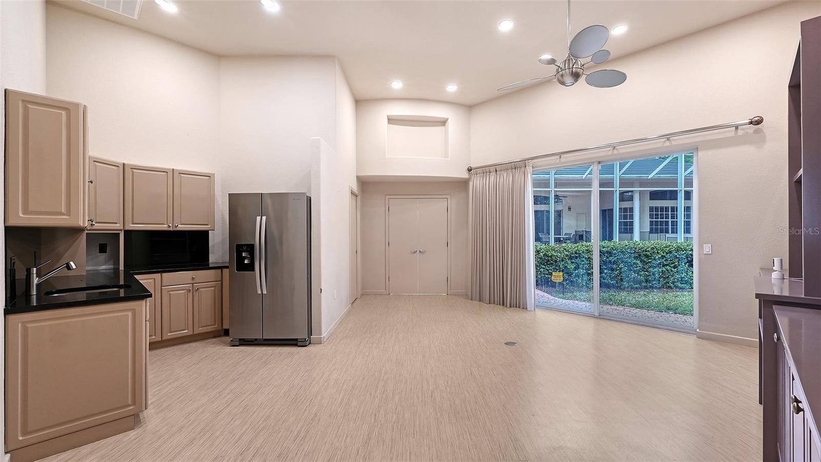 Sarasota, Florida, 34241, United States, 6 Bedrooms Bedrooms, ,5 BathroomsBathrooms,Residential,Active,2027822