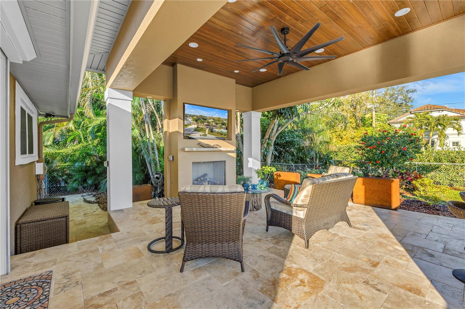 St Petersburg, Florida, 33704, United States, 4 Bedrooms Bedrooms, ,4 BathroomsBathrooms,Residential,Active,2013913