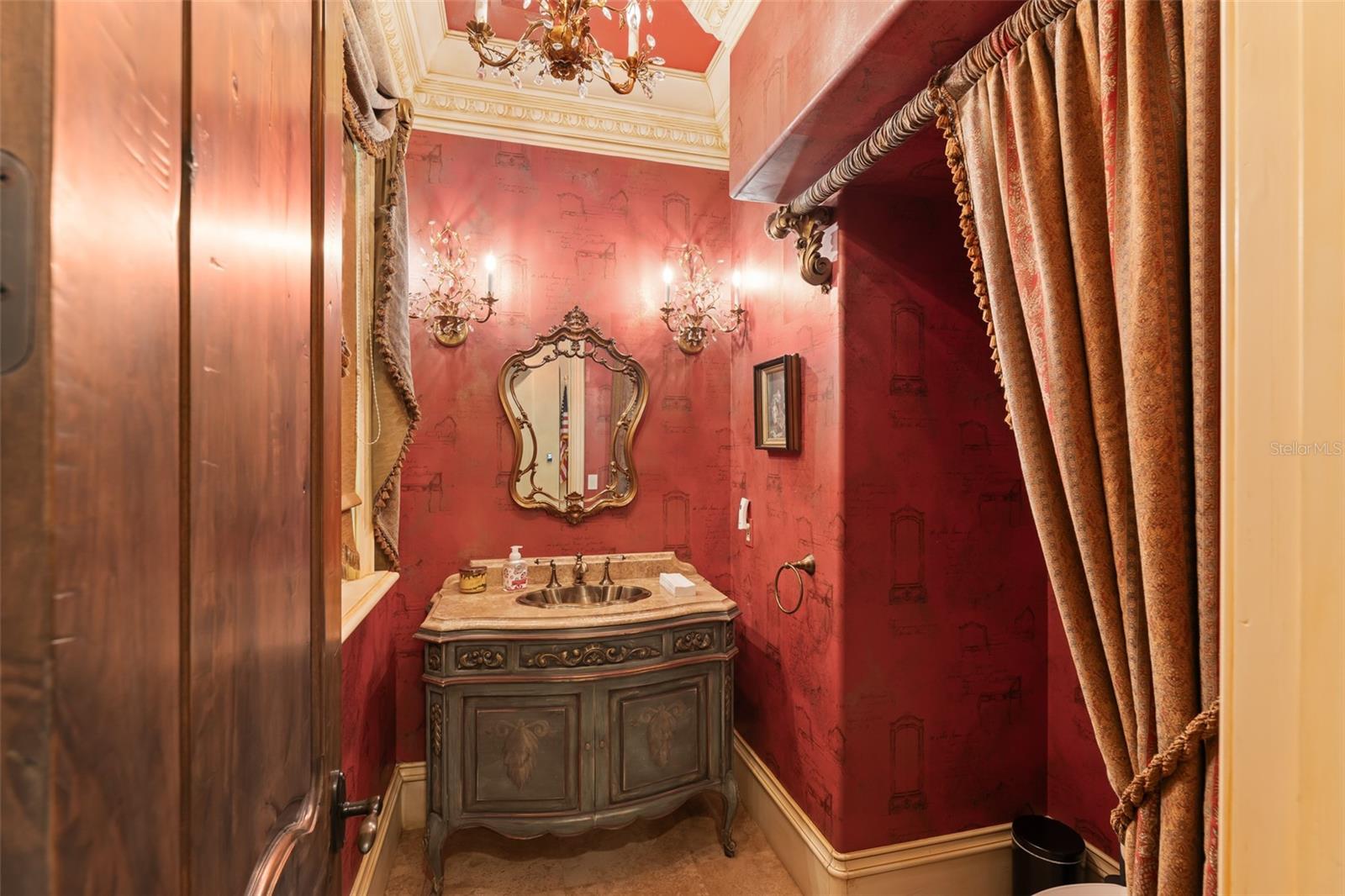 Longwood, Florida, 32779, United States, 10 Bedrooms Bedrooms, ,17 BathroomsBathrooms,Residential,Active,1914816