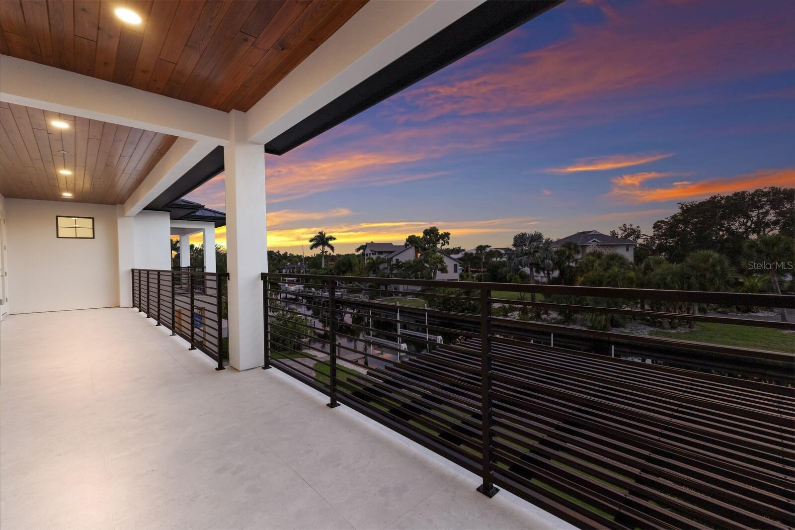 Sarasota, Florida, 34242, United States, 4 Bedrooms Bedrooms, ,6 BathroomsBathrooms,Residential,Active,1941333