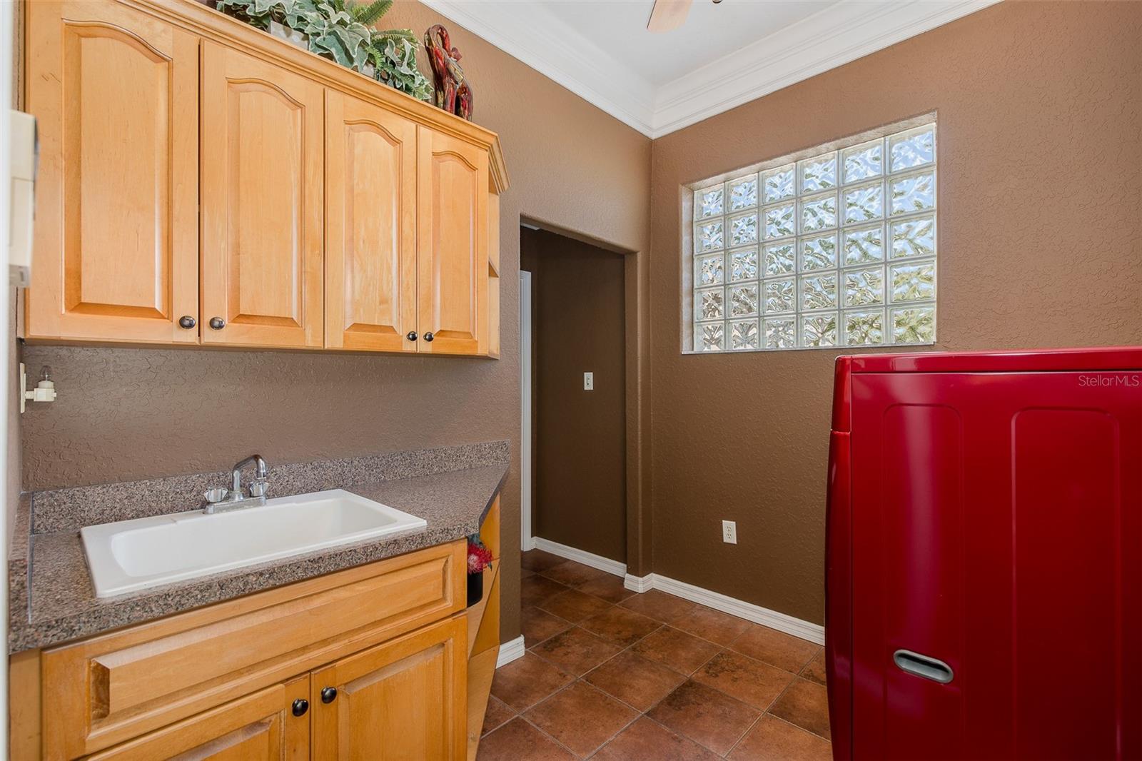 New Port Richey, Florida, 34655, United States, 4 Bedrooms Bedrooms, ,4 BathroomsBathrooms,Residential,Active,2011414