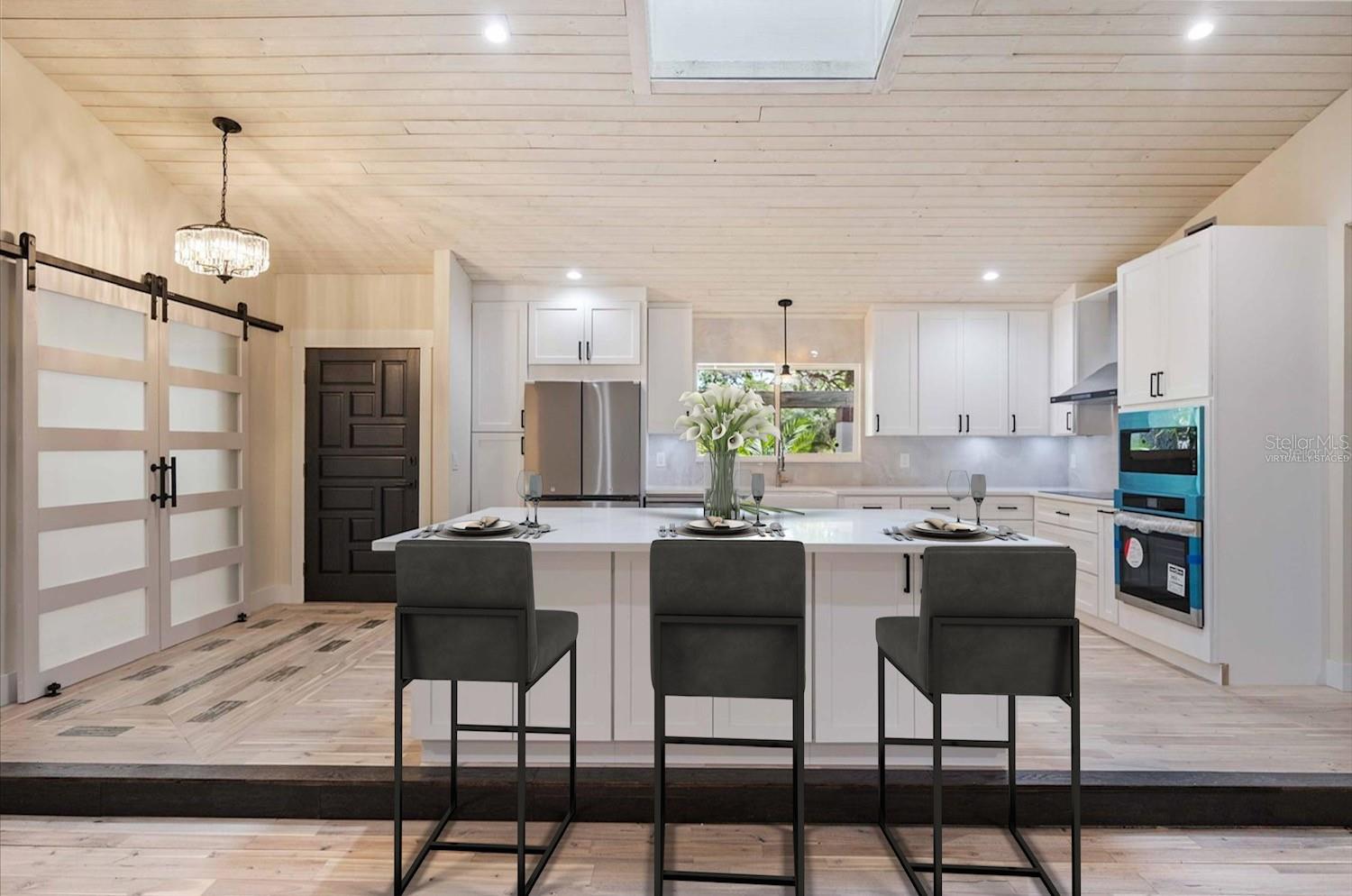 Sarasota, Florida, 34232, United States, 5 Bedrooms Bedrooms, ,3 BathroomsBathrooms,Residential,Active,1781510