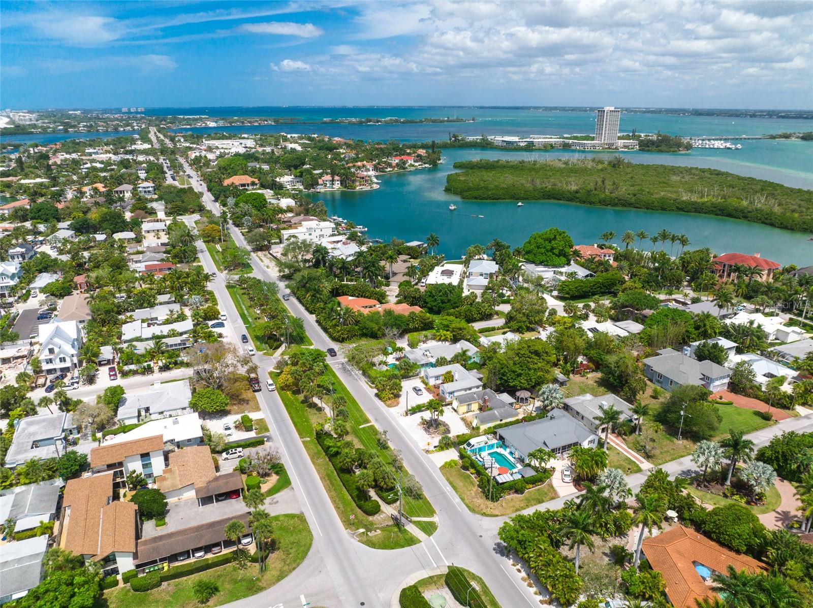 Sarasota, Florida, 34236, United States, 3 Bedrooms Bedrooms, ,2 BathroomsBathrooms,Residential,Active,2006854