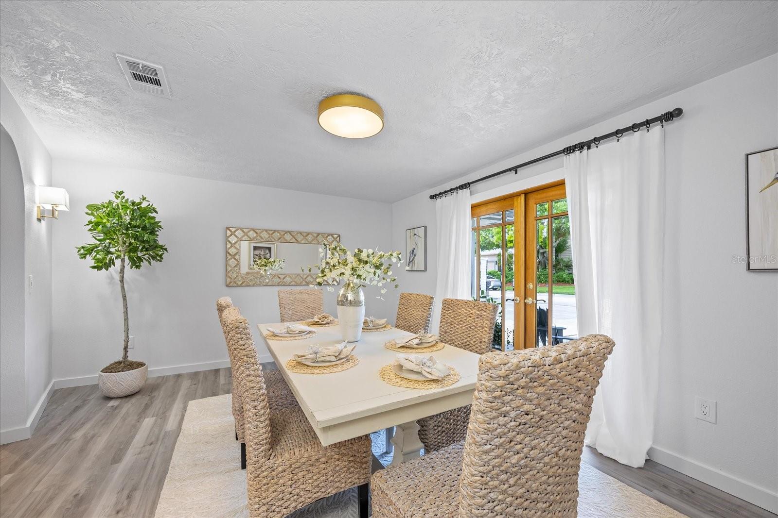 Clearwater, Florida, 33762, United States, 4 Bedrooms Bedrooms, ,3 BathroomsBathrooms,Residential,Active,1998569